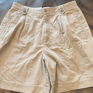 Liz Claiborne Women's Tan Flat Front Shorts